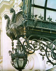 Exterior - 320F