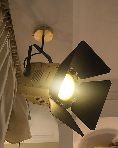 Suspendata - 054B
