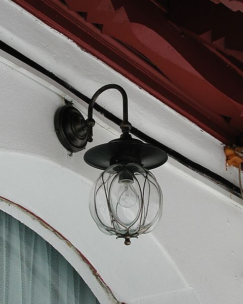 Exterior - 270F