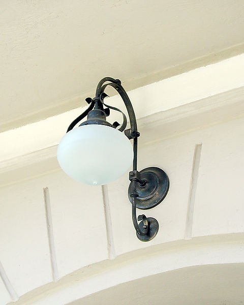 Exterior - 300F