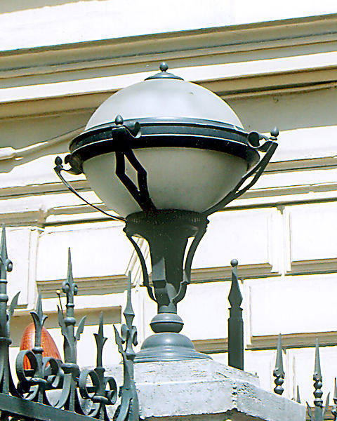 Exterior - 320F